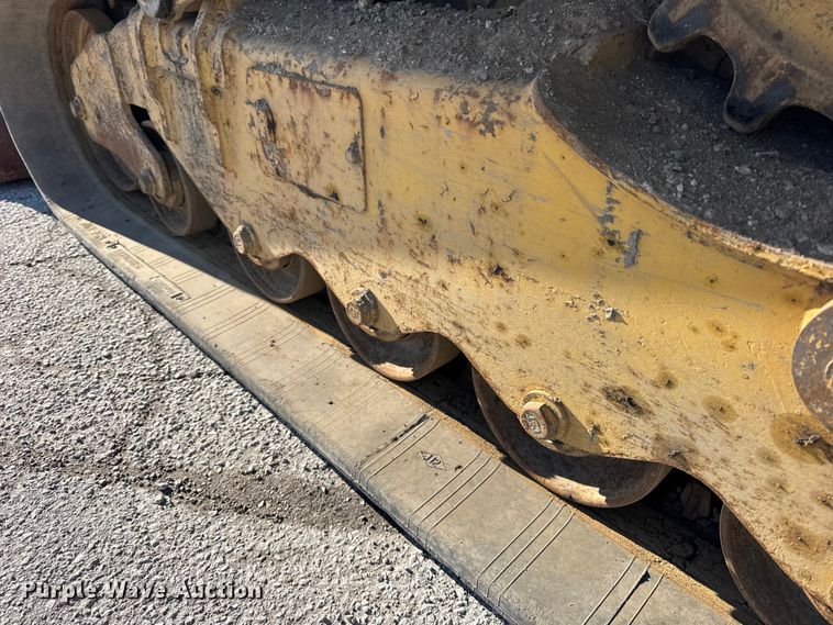 image for item YA2120 2021 Caterpillar 289D3 tracked skid steer loader