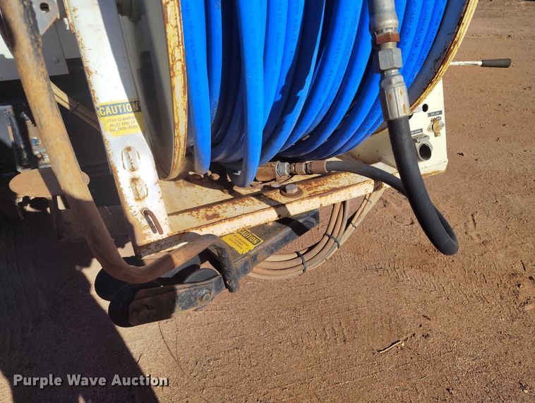 image for item BI9771 2002 International 4700 sewer jetter truck