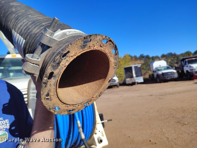 image for item BI9771 2002 International 4700 sewer jetter truck