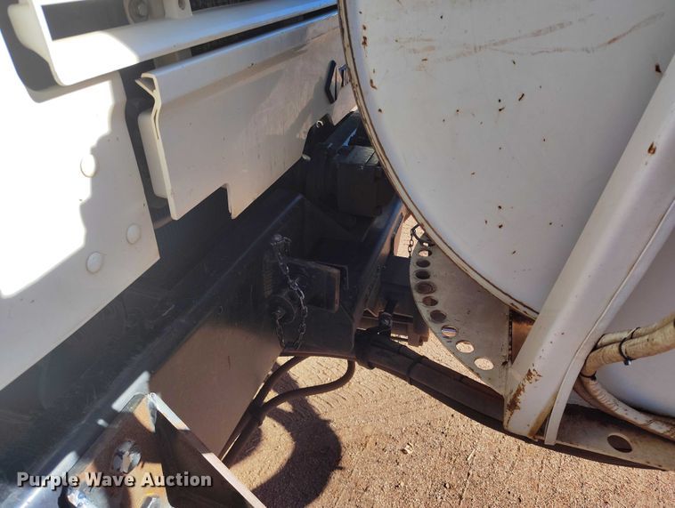 image for item BI9771 2002 International 4700 sewer jetter truck