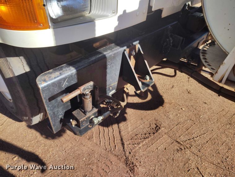 image for item BI9771 2002 International 4700 sewer jetter truck