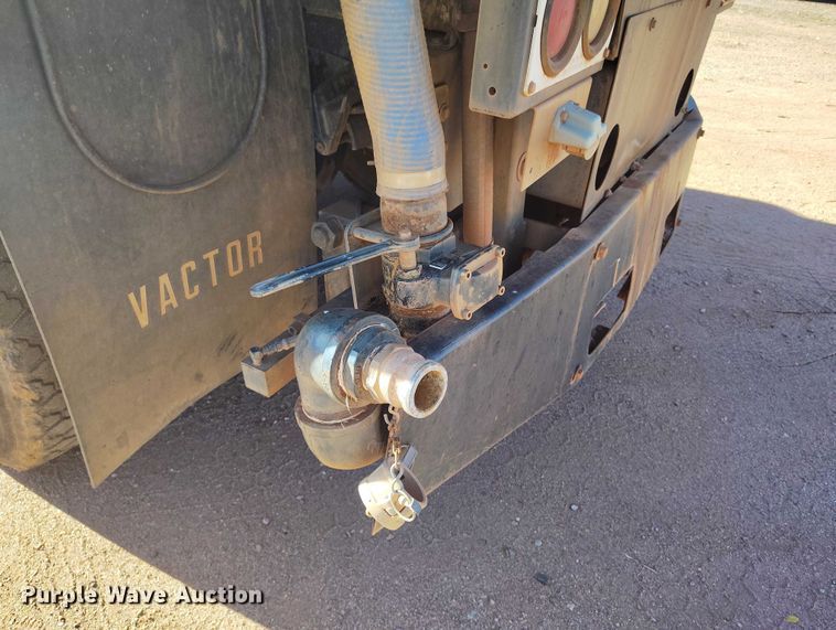 image for item BI9771 2002 International 4700 sewer jetter truck
