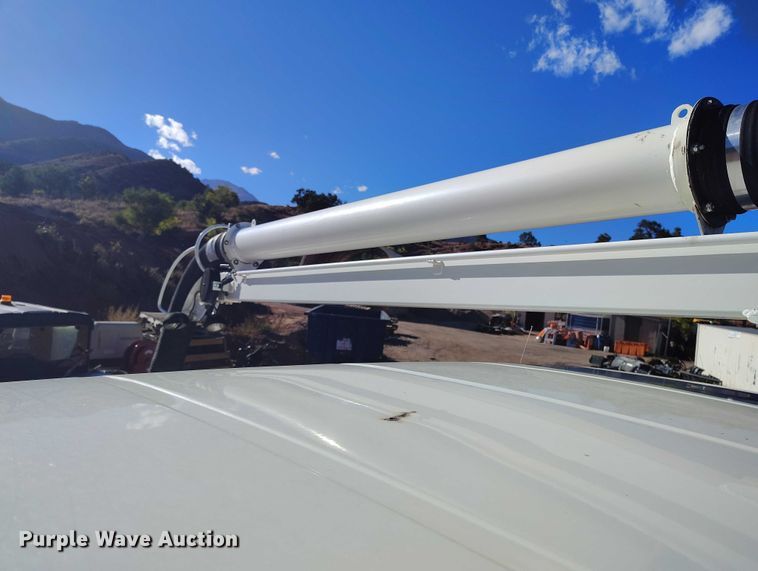 image for item BI9771 2002 International 4700 sewer jetter truck