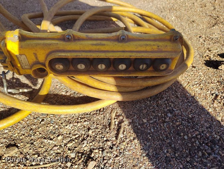 image for item BI9771 2002 International 4700 sewer jetter truck