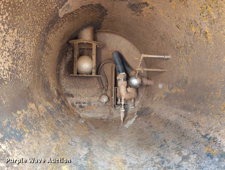 image for item BI9771 2002 International 4700 sewer jetter truck