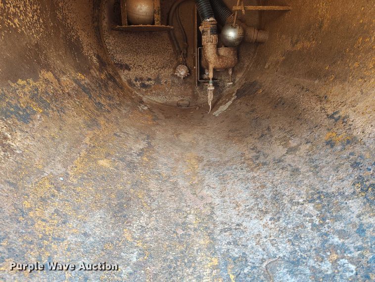 image for item BI9771 2002 International 4700 sewer jetter truck