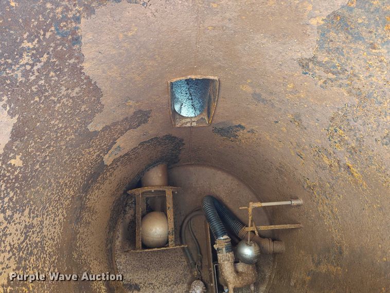 image for item BI9771 2002 International 4700 sewer jetter truck