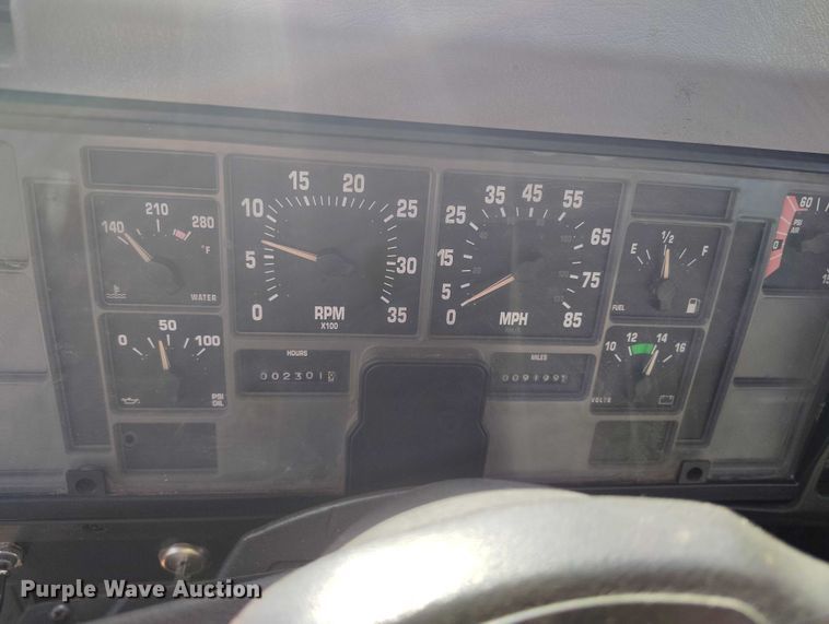 image for item BI9771 2002 International 4700 sewer jetter truck