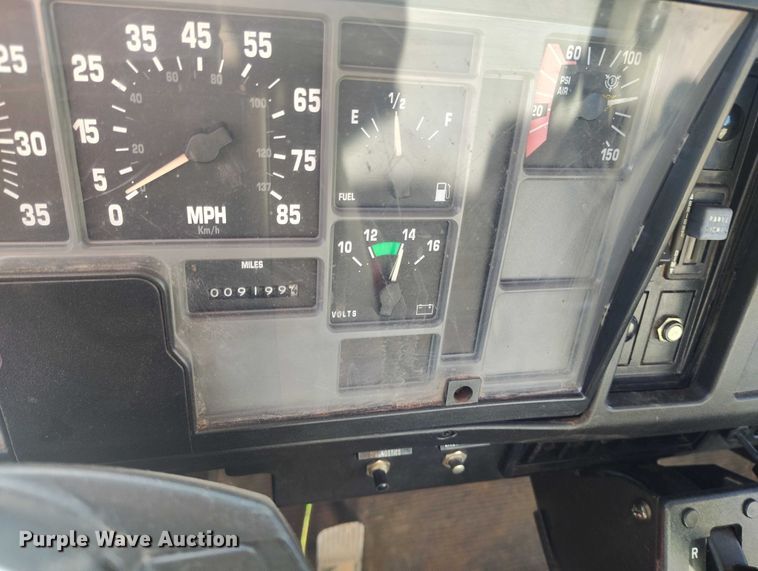 image for item BI9771 2002 International 4700 sewer jetter truck