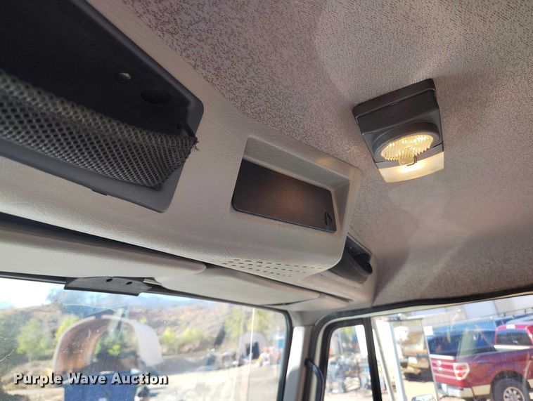 image for item BI9771 2002 International 4700 sewer jetter truck