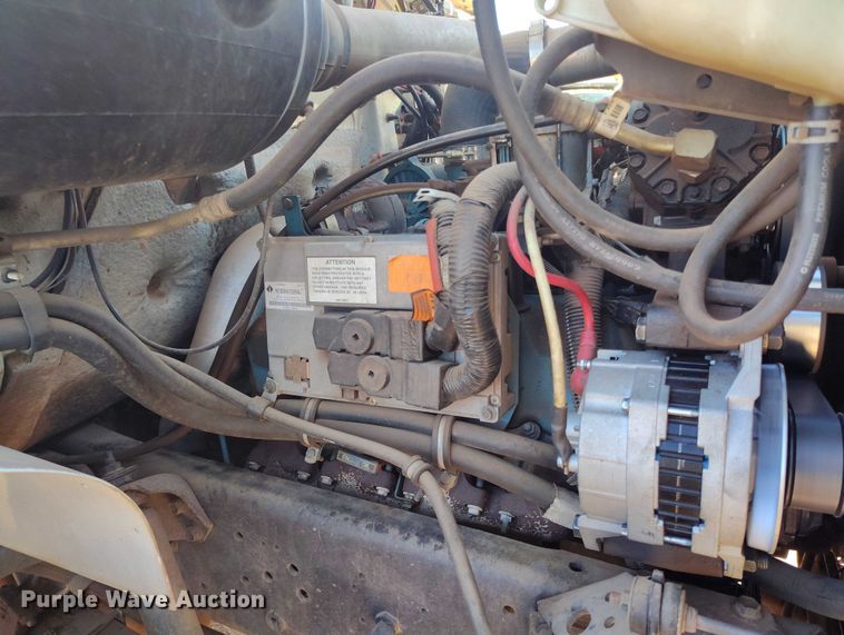 image for item BI9771 2002 International 4700 sewer jetter truck