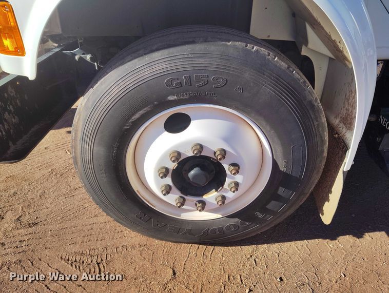 image for item BI9771 2002 International 4700 sewer jetter truck