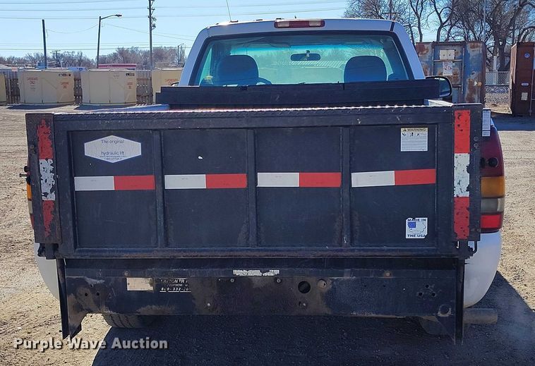 image for item DT0820 2000 Chevrolet Silverado 1500 pickup truck