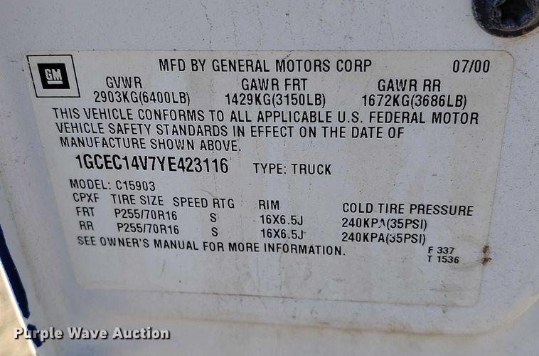 image for item DT0820 2000 Chevrolet Silverado 1500 pickup truck