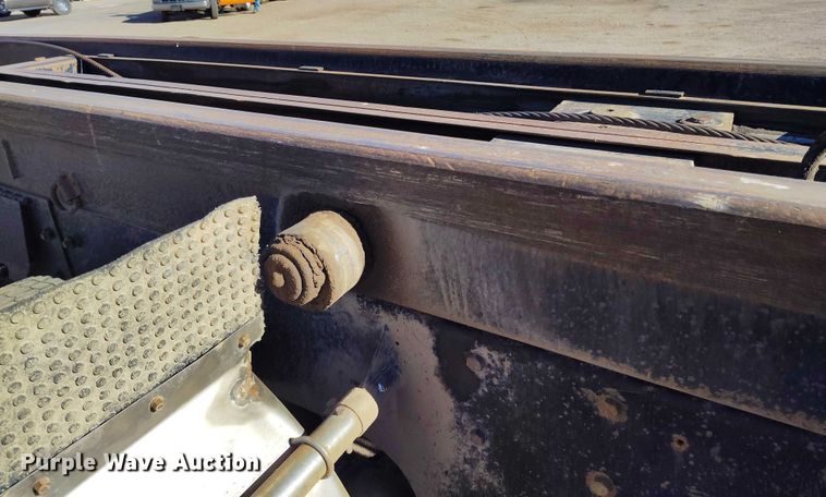 image for item DT0823 1987 Mack MR688S roll-off container truck