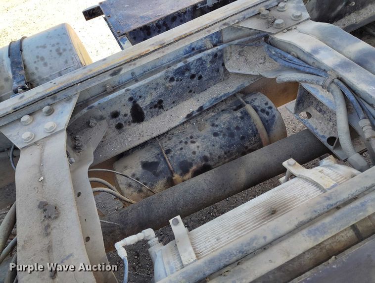 image for item DT0823 1987 Mack MR688S roll-off container truck