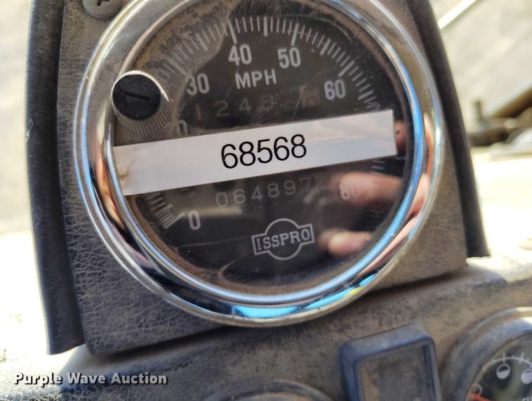 image for item DT0823 1987 Mack MR688S roll-off container truck