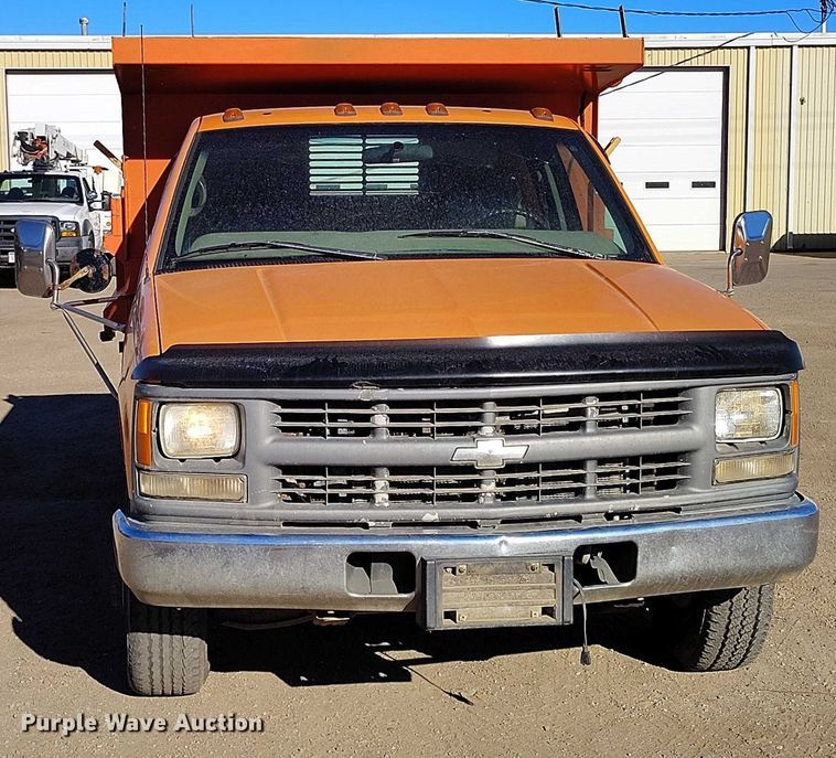 image for item DT0824 1997 Chevrolet C3500 dump bed pickup truck