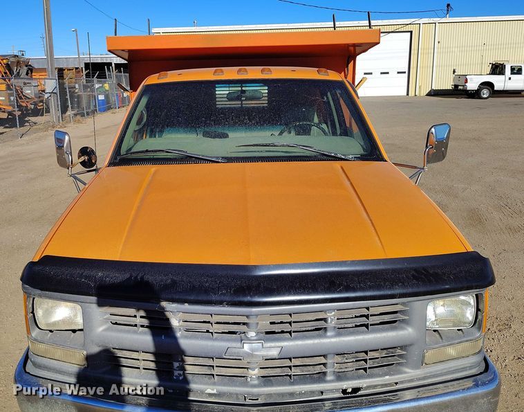 image for item DT0824 1997 Chevrolet C3500 dump bed pickup truck