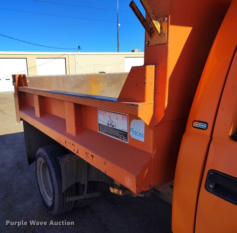 image for item DT0824 1997 Chevrolet C3500 dump bed pickup truck