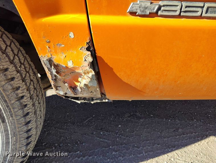 image for item DT0824 1997 Chevrolet C3500 dump bed pickup truck