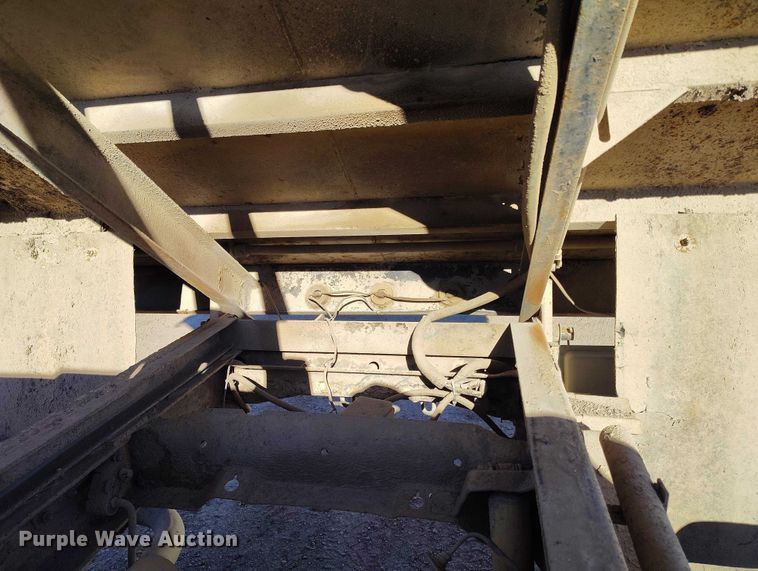 image for item DT0824 1997 Chevrolet C3500 dump bed pickup truck