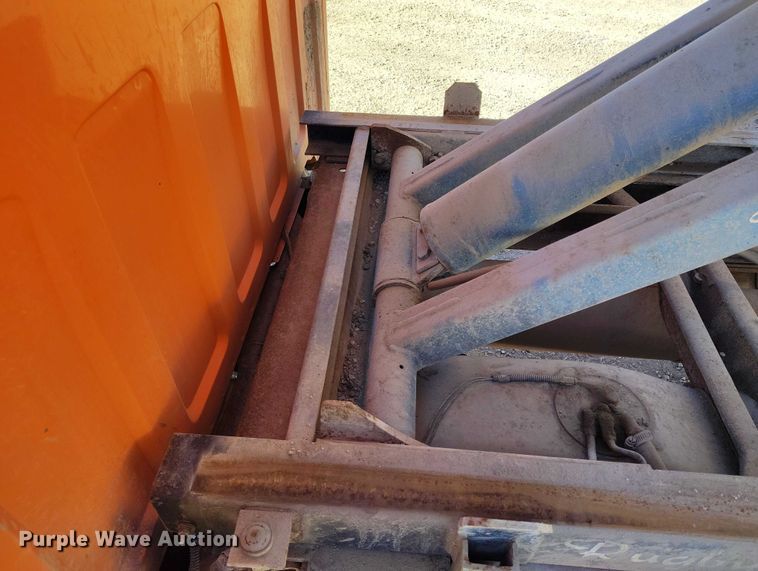 image for item DT0824 1997 Chevrolet C3500 dump bed pickup truck