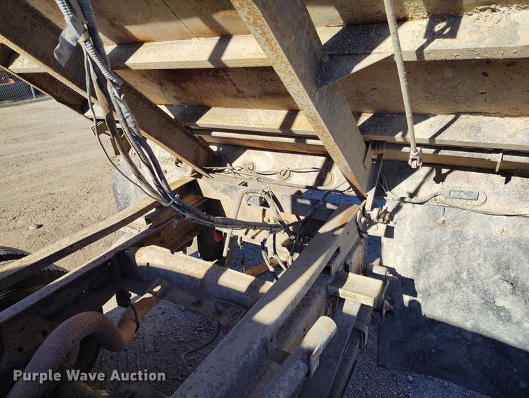 image for item DT0825 1995 Chevrolet C3500 dump bed pickup truck