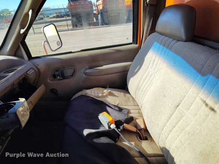 image for item DT0825 1995 Chevrolet C3500 dump bed pickup truck