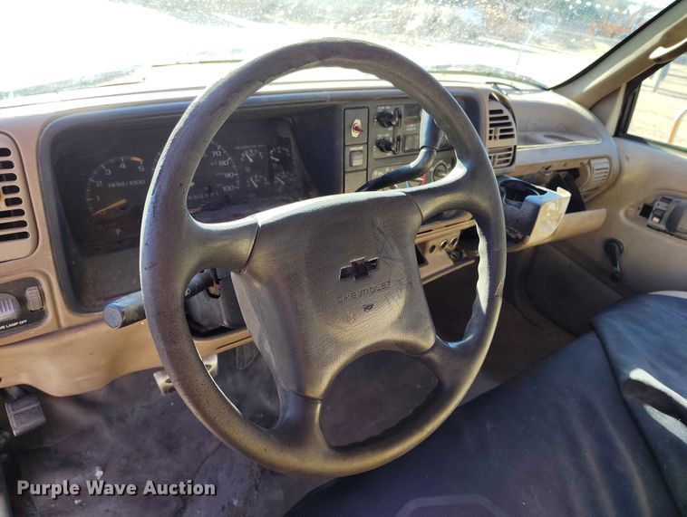 image for item DT0825 1995 Chevrolet C3500 dump bed pickup truck