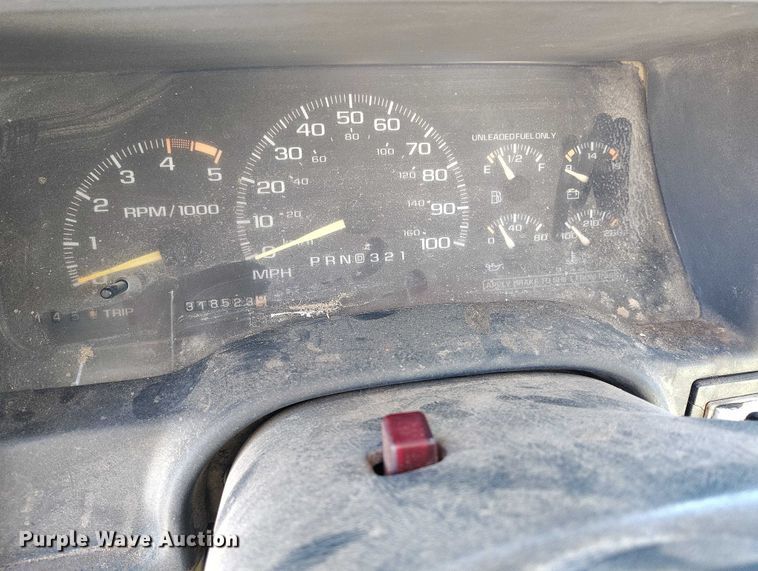 image for item DT0825 1995 Chevrolet C3500 dump bed pickup truck