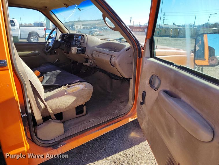 image for item DT0825 1995 Chevrolet C3500 dump bed pickup truck