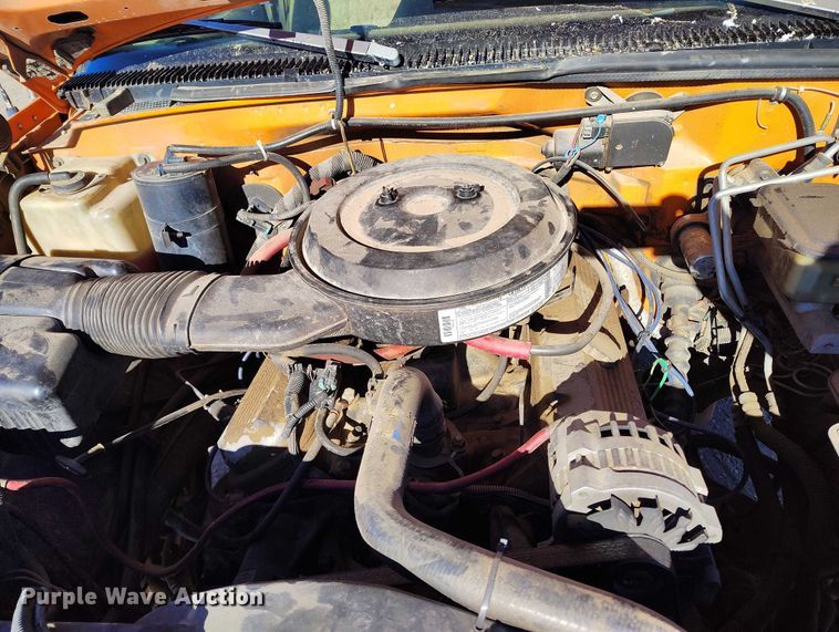 image for item DT0825 1995 Chevrolet C3500 dump bed pickup truck