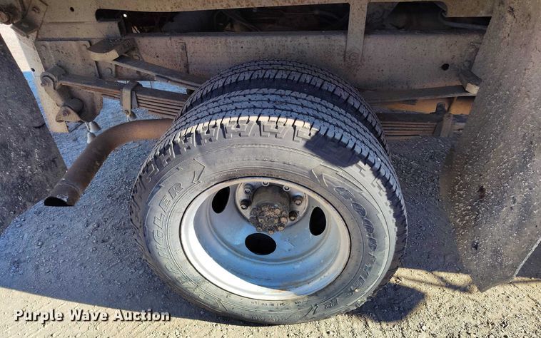 image for item DT0825 1995 Chevrolet C3500 dump bed pickup truck