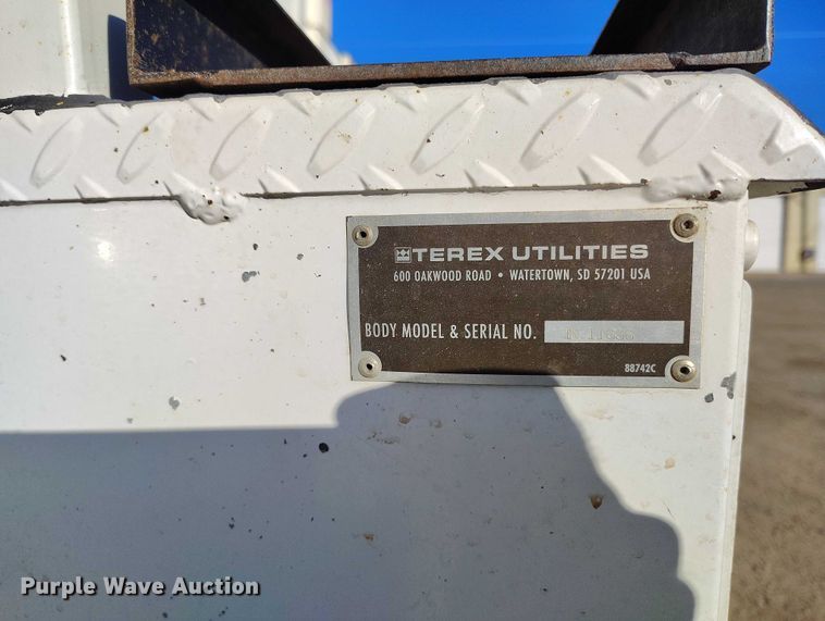 image for item DT0826 2006 Ford F550 Super Duty bucket truck