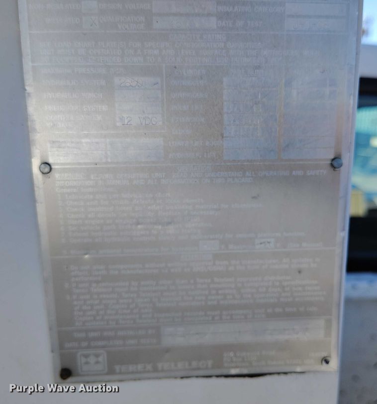 image for item DT0826 2006 Ford F550 Super Duty bucket truck