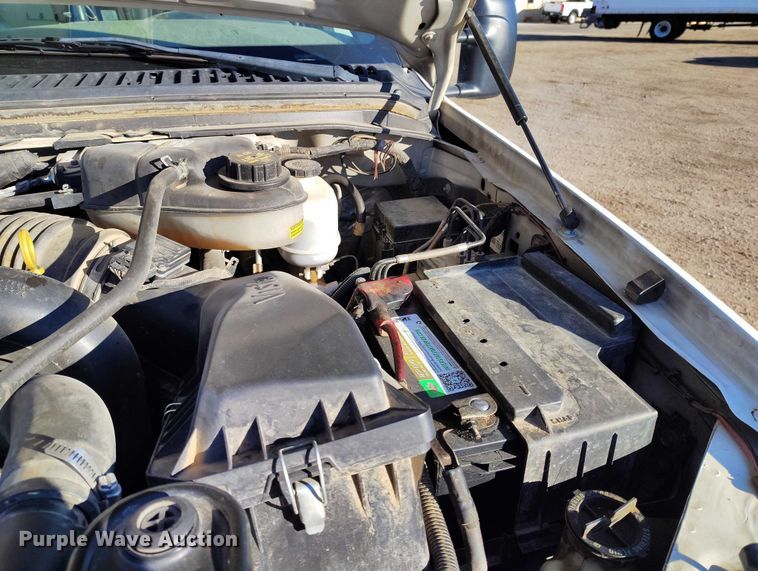 image for item DT0826 2006 Ford F550 Super Duty bucket truck