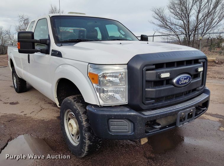 image for item DT0846 2016 Ford F250 Super Duty XL Ext. Cab pickup truck
