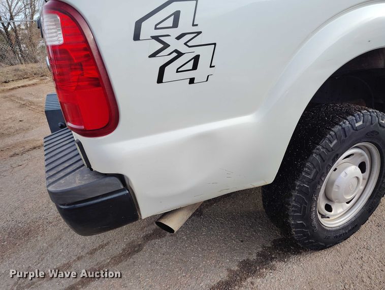 image for item DT0846 2016 Ford F250 Super Duty XL Ext. Cab pickup truck