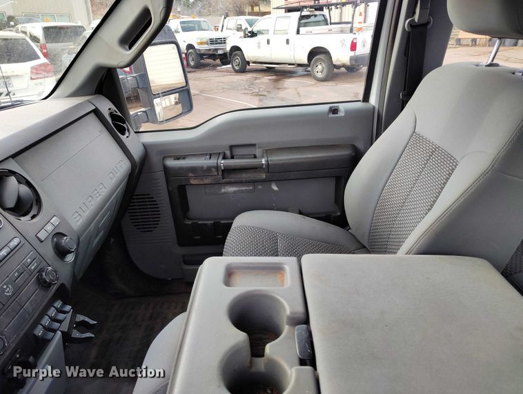 image for item DT0846 2016 Ford F250 Super Duty XL Ext. Cab pickup truck