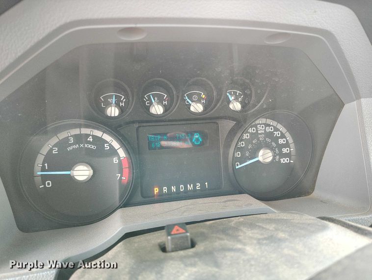 image for item DT0846 2016 Ford F250 Super Duty XL Ext. Cab pickup truck