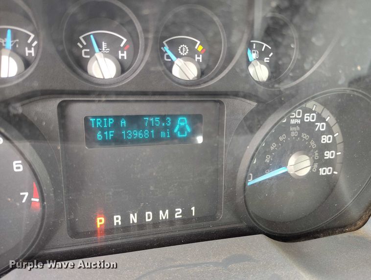 image for item DT0846 2016 Ford F250 Super Duty XL Ext. Cab pickup truck