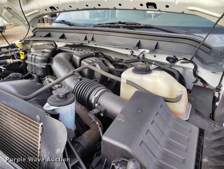 image for item DT0846 2016 Ford F250 Super Duty XL Ext. Cab pickup truck