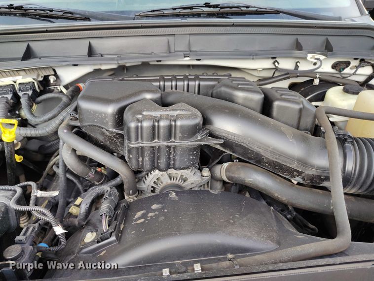 image for item DT0846 2016 Ford F250 Super Duty XL Ext. Cab pickup truck