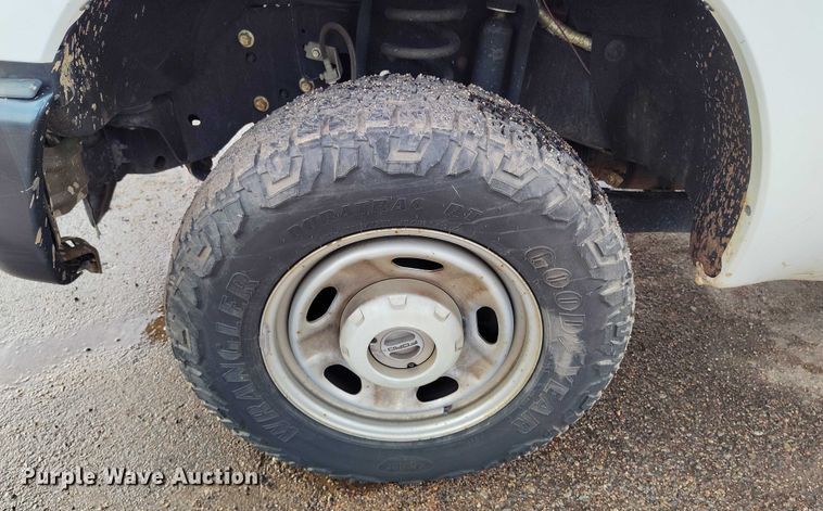 image for item DT0846 2016 Ford F250 Super Duty XL Ext. Cab pickup truck