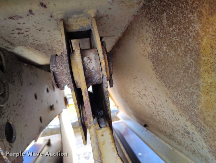 image for item DT0850 1992 Load King 2030 bottom dump trailer