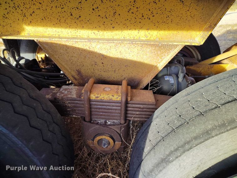 image for item DT0850 1992 Load King 2030 bottom dump trailer