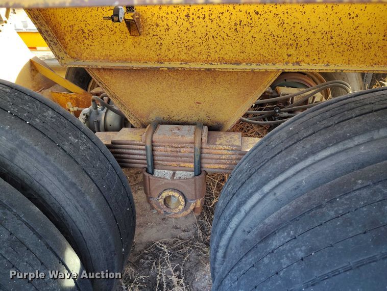 image for item DT0850 1992 Load King 2030 bottom dump trailer