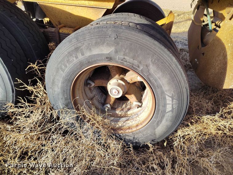 image for item DT0850 1992 Load King 2030 bottom dump trailer