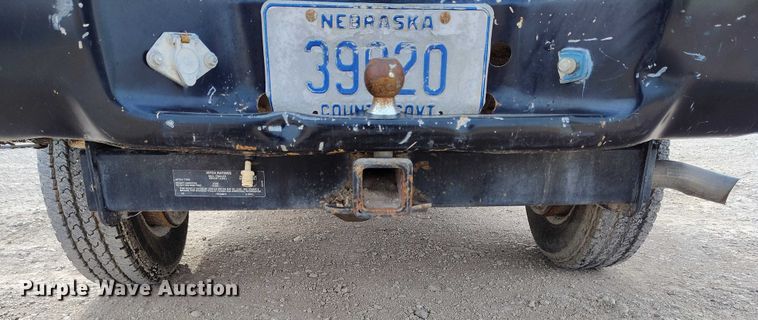 image for item DT0851 2000 GMC Sierra 2500 SL pickup truck